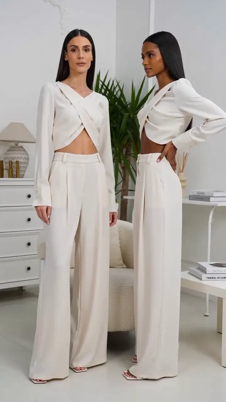 Fashion Clothing Reel